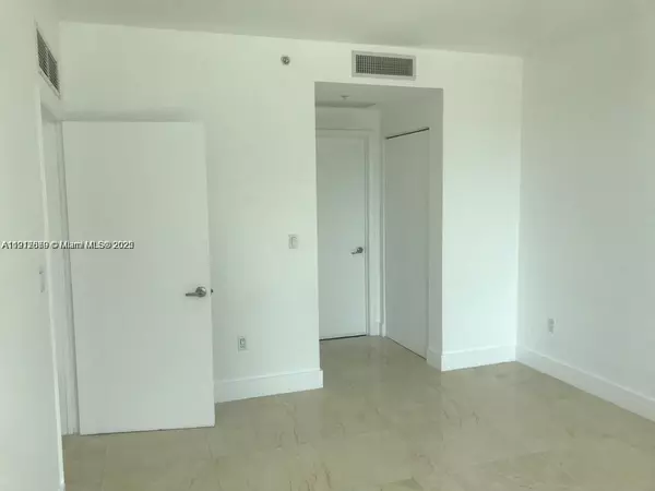 2 bedrooms apartment for rent in Downtown Miami - Miami, Miami