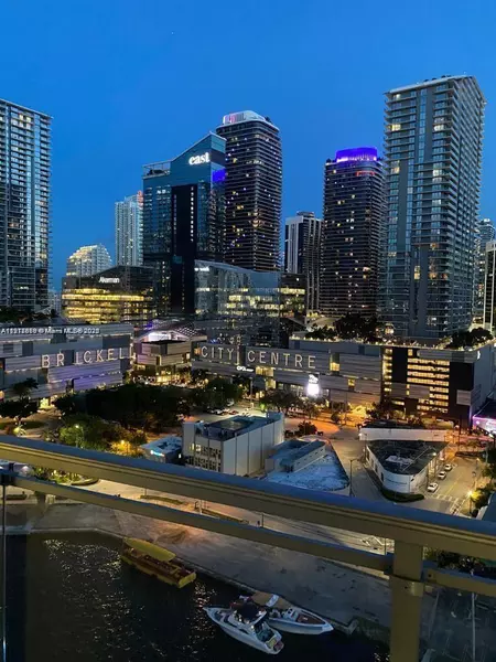 2 bedrooms apartment for rent in Downtown Miami - Miami, Miami