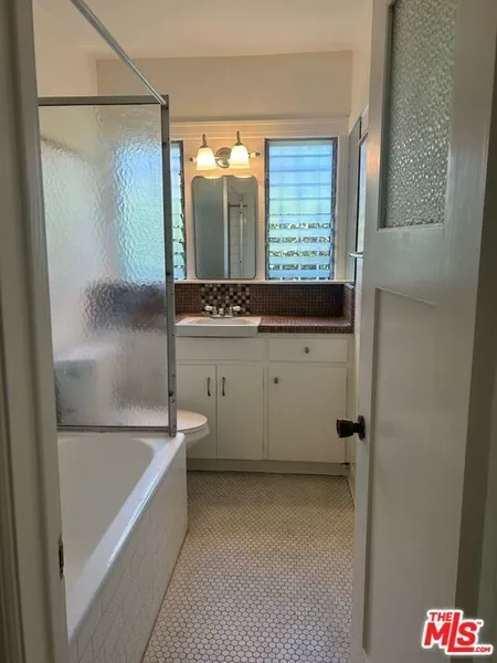 1 bedroom apartment for rent in Mid Wilshire - Central Los Angeles, Los Angeles