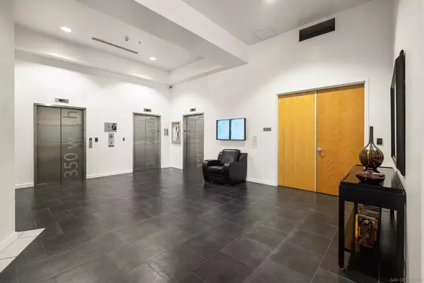 Studio Apartment for rent in Little Italy - Central SD, San Diego