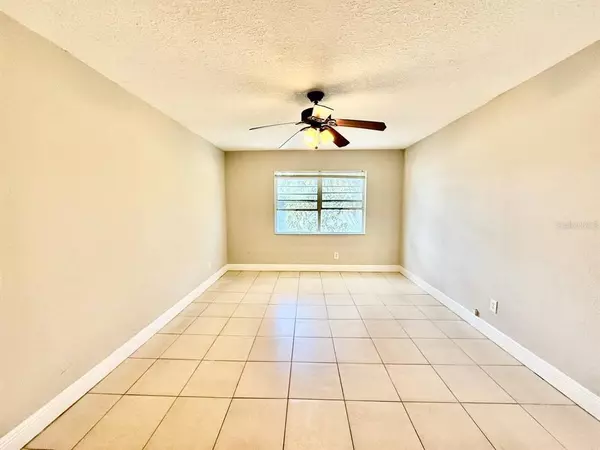 2 bedrooms apartment for rent in Live Oaks Square - East Tampa, Tampa