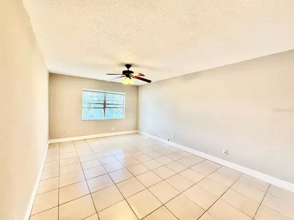 2 bedrooms apartment for rent in Live Oaks Square - East Tampa, Tampa
