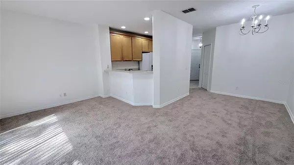 2 bedrooms apartment for rent in Vista East - East Orlando, Orlando