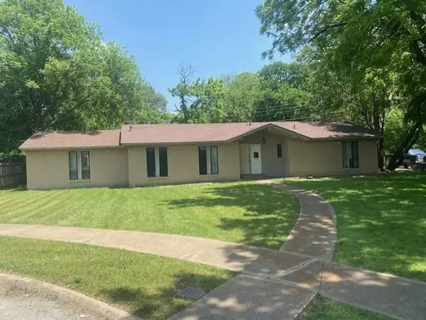 3 bedrooms apartment for rent in Wolf Creek - Sw Dallas, Dallas