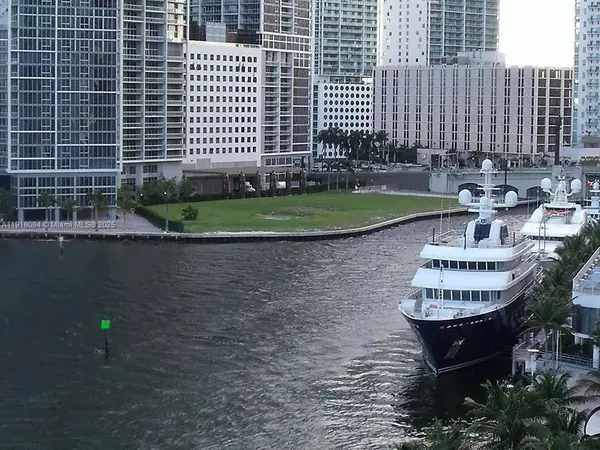 2 bedrooms apartment for rent in Downtown Miami - Miami, Miami