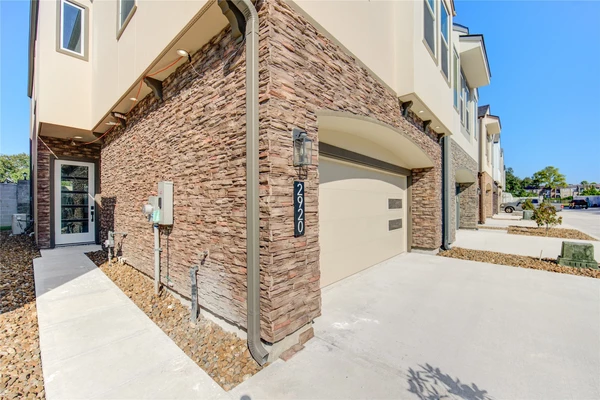 3 bedrooms apartment for rent in Woodlake/ Briar Meadow - West Houston, Houston