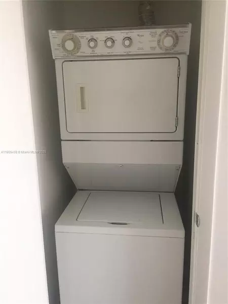 2 bedrooms apartment for rent in Downtown Miami - Miami, Miami