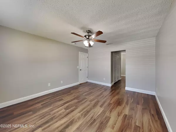 4 bedrooms apartment for rent in Crystal Springs - Westside, Jacksonville