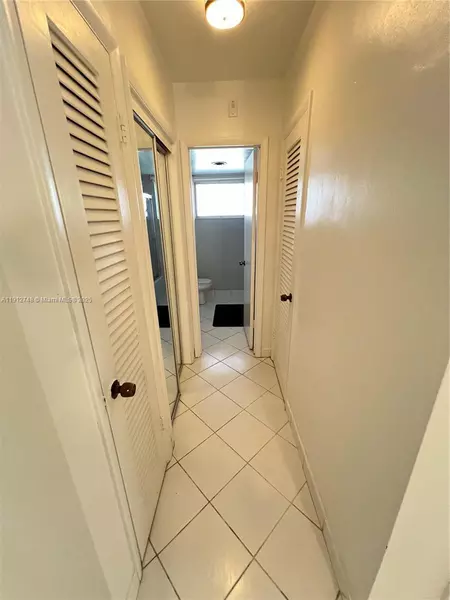1 bedroom apartment for rent in North Miami Beach - Miami Dade, Miami