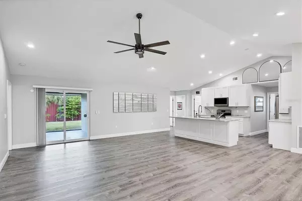 4 bedrooms apartment for rent in The Meadows - Sarasota, Sarasota