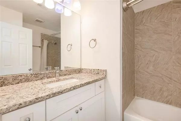 2 bedrooms apartment for rent in Old East Dallas - Ne Dallas, Dallas