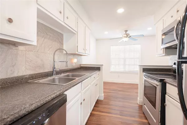 2 bedrooms apartment for rent in Old East Dallas - Ne Dallas, Dallas