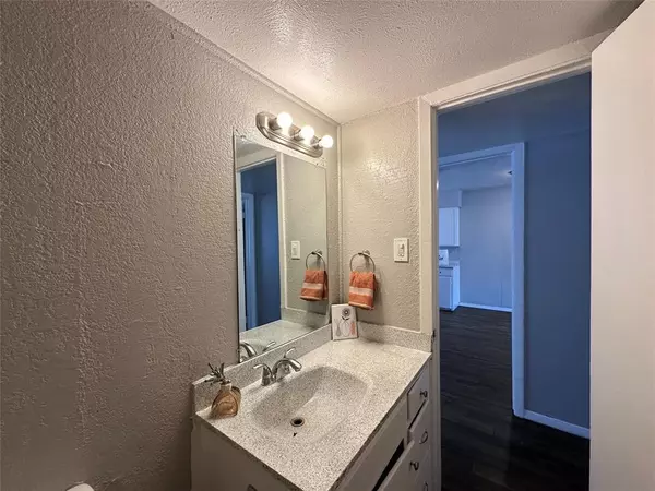 2 bedrooms apartment for rent in Old East Dallas - Ne Dallas, Dallas