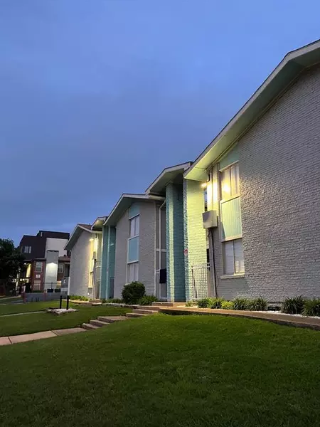 2 bedrooms apartment for rent in Old East Dallas - Ne Dallas, Dallas