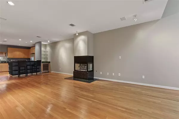 2 bedrooms apartment for rent in Oak Lawn - Ne Dallas, Dallas
