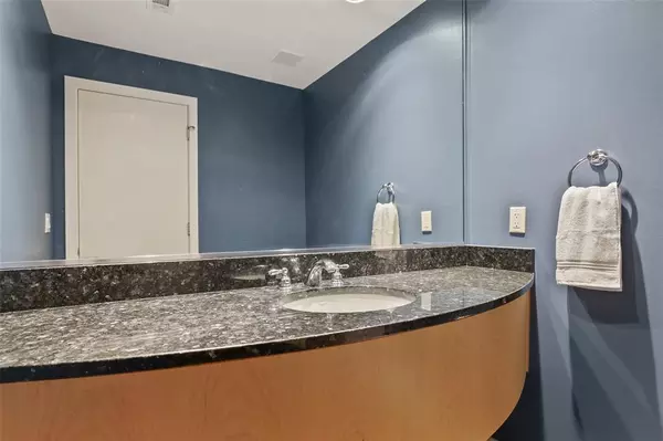 2 bedrooms apartment for rent in Oak Lawn - Ne Dallas, Dallas