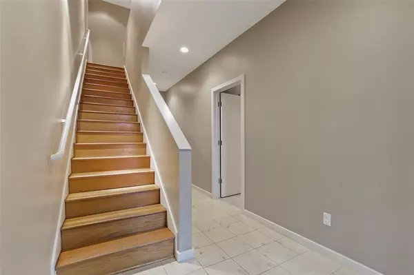 2 bedrooms apartment for rent in Oak Lawn - Ne Dallas, Dallas