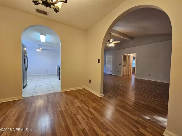 3 bedrooms apartment for rent in Baymeadows - Southside, Jacksonville