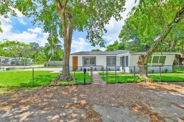 3 bedrooms apartment for rent in North Miami Beach - Miami Dade, Miami