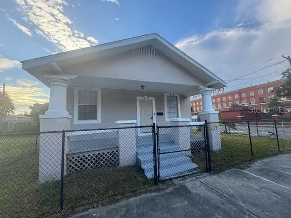 3 bedrooms apartment for rent in College Hill - East Tampa, Tampa