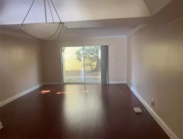 3 bedrooms apartment for rent in Town 'n' Country - West Tampa, Tampa