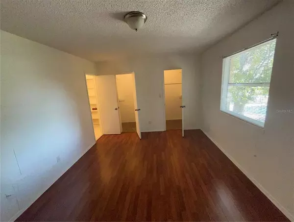 3 bedrooms apartment for rent in Town 'n' Country - West Tampa, Tampa
