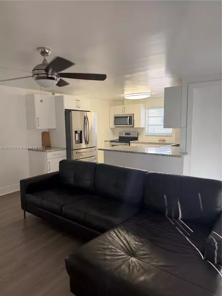 4 bedrooms apartment for rent in Westchester FL - Miami Dade, Miami