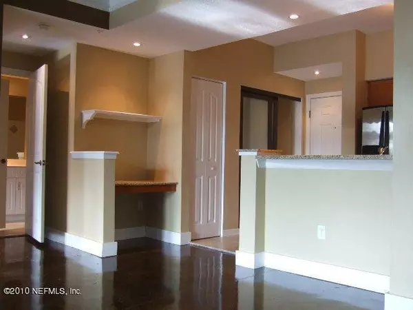 2 bedrooms apartment for rent in Tinseltown - Southside, Jacksonville