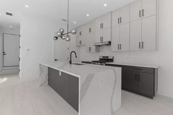 4 bedrooms apartment for rent in Stemmons Corridor - Nw Dallas, Dallas