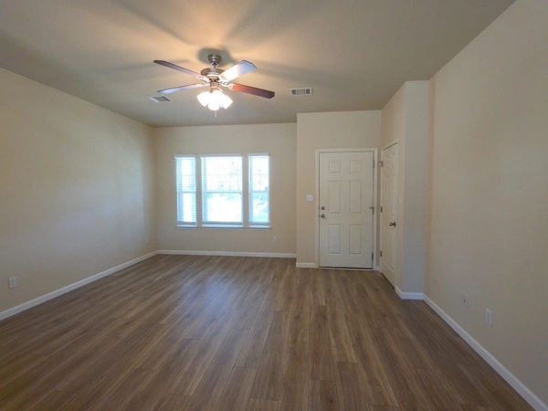 2 bedrooms apartment for rent in Manor - East Austin, Austin