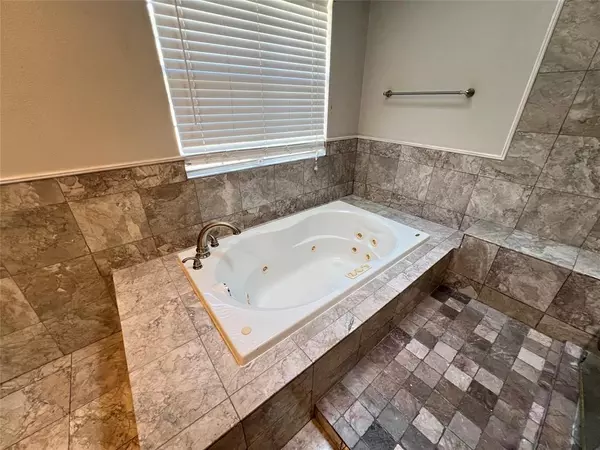 3 bedrooms apartment for rent in Northwood Hills - Ne Dallas, Dallas