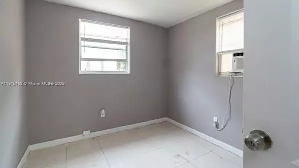 3 bedrooms apartment for rent in Brownsville MIA - Miami Dade, Miami