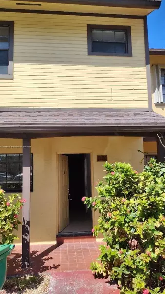 2 bedrooms apartment for rent in West Park - Broward County, Miami