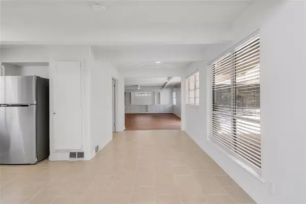 3 bedrooms apartment for rent in Wolf Creek - Sw Dallas, Dallas