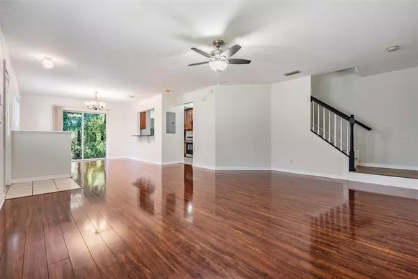 3 bedrooms apartment for rent in Town 'n' Country - West Tampa, Tampa