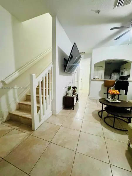 2 bedrooms apartment for rent in Westchester FL - Miami Dade, Miami