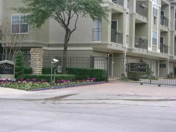 2 bedrooms apartment for rent in Uptown - Ne Dallas, Dallas