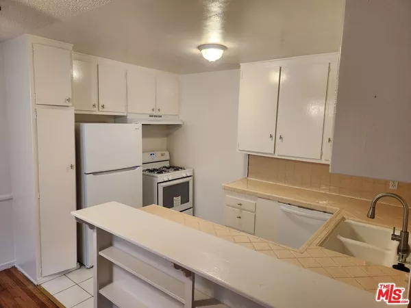2 bedrooms apartment for rent in Pico Robertson - Westside / South Bay, Los Angeles