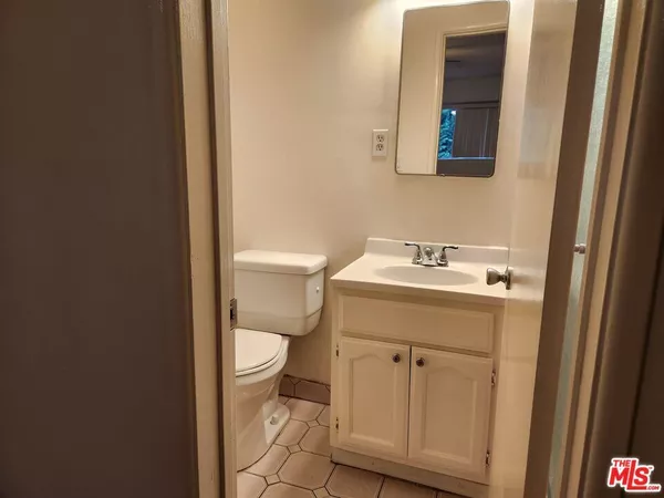 2 bedrooms apartment for rent in Pico Robertson - Westside / South Bay, Los Angeles