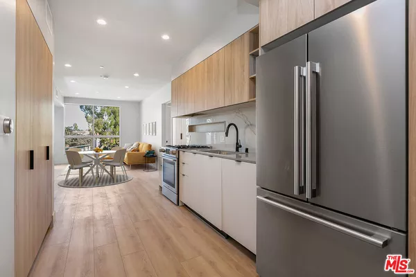 2 bedrooms apartment for rent in Sawtelle - Westside / South Bay, Los Angeles