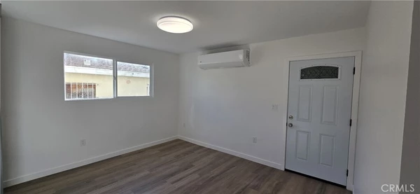 3 bedrooms apartment for rent in Huntington Park - Southeast, Los Angeles