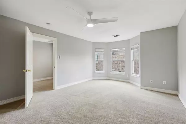 3 bedrooms apartment for rent in Oak Lawn - Ne Dallas, Dallas