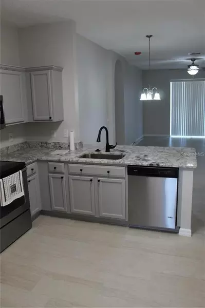 4 bedrooms apartment for rent in Town 'n' Country - West Tampa, Tampa