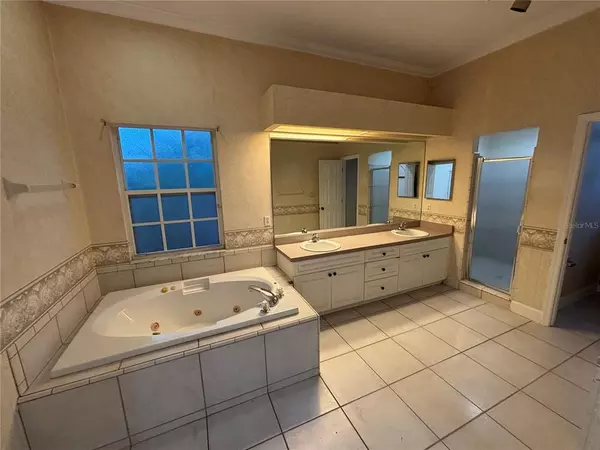 4 bedrooms apartment for rent in West Gainesville - West Gainesville, Gainesville