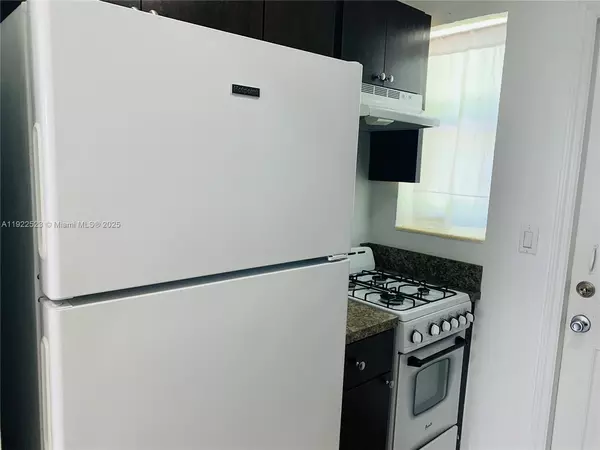 Studio Apartment for rent in Coral Way - Miami, Miami