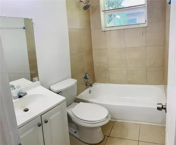 Studio Apartment for rent in Coral Way - Miami, Miami