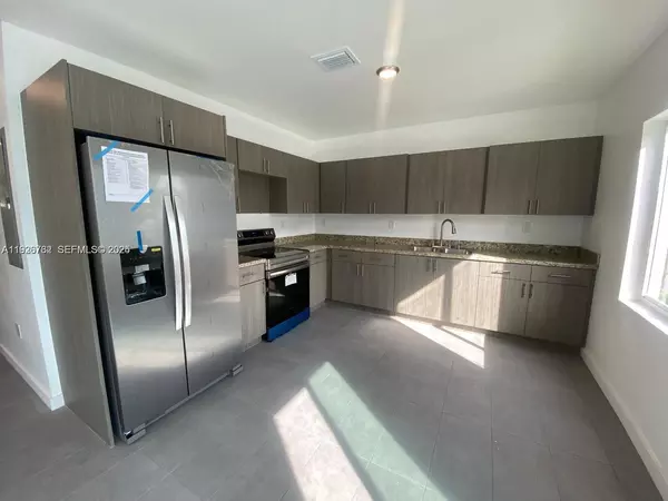 3 bedrooms apartment for rent in Brownsville MIA - Miami Dade, Miami