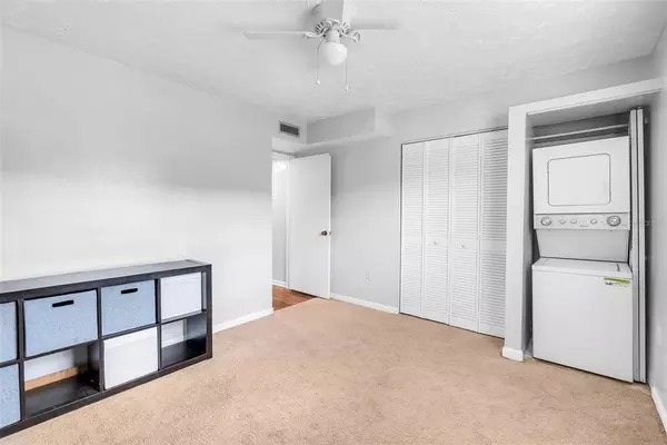 2 bedrooms apartment for rent in Azalea Park - East Orlando, Orlando