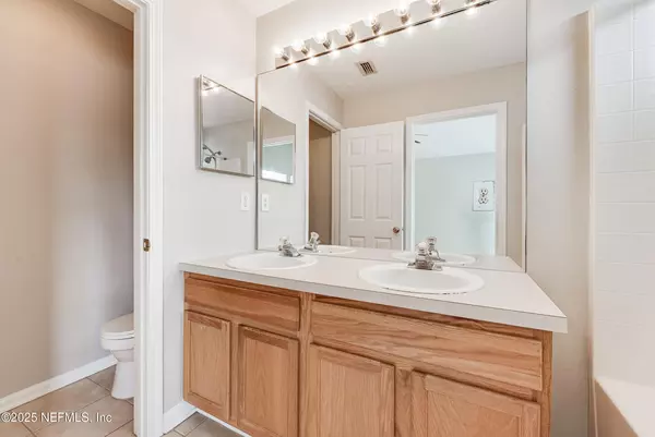 3 bedrooms apartment for rent in Deerwood - Southside, Jacksonville