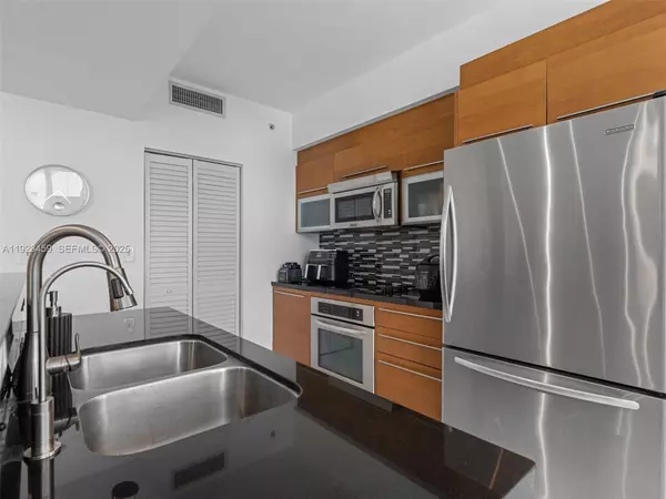 1 bedroom apartment for rent in Downtown Miami - Miami, Miami